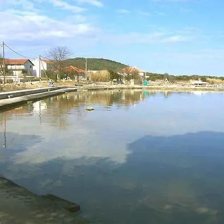 Διαμέρισμα In Tkon/insel Pasman 7887 *